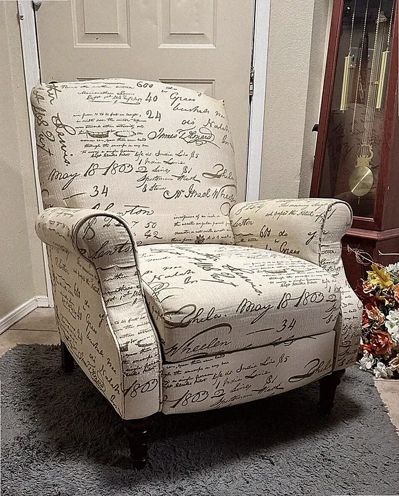 Pair Of Lane Furniture Reclining Chairs.